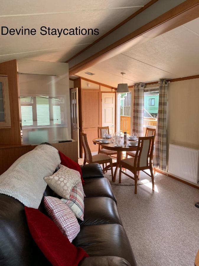Devine Staycations At 38 Riverside Hawick Exteriér fotografie